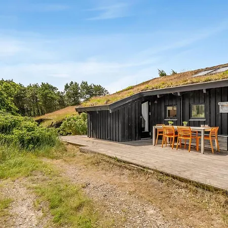 Senija - 100m From The Sea By Interhome *